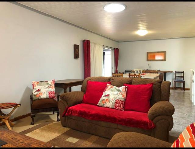 3 BEDROOM HOUSE FOR SALE IN DE KELDERS